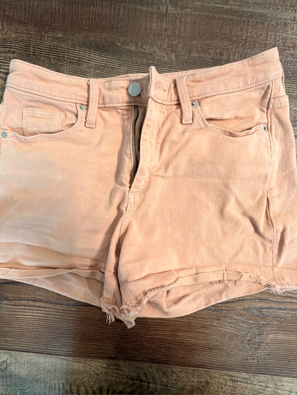 Universal Thread Peach Frayed Hem Denim Shorts